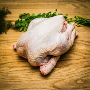 Organic Free Range Whole chicken with giblets (25.12)